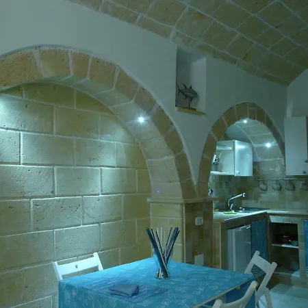 Casa Marand Con Terrazza 모노폴리